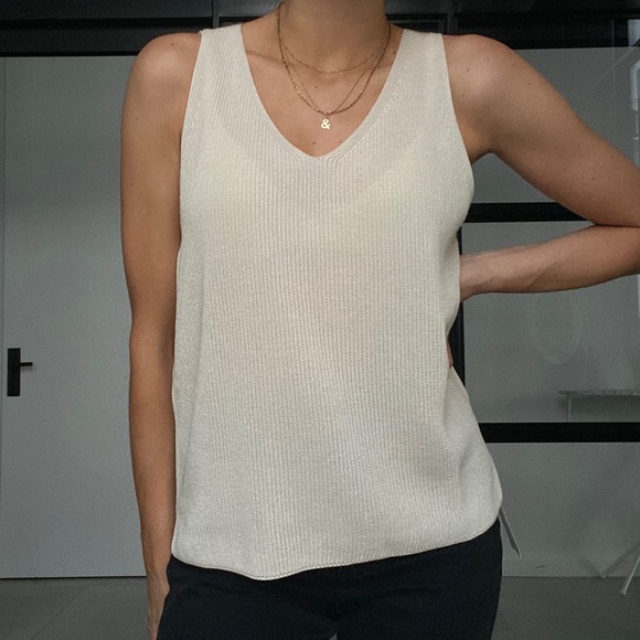 STORETS TANK TOP - Picture 7 of 8